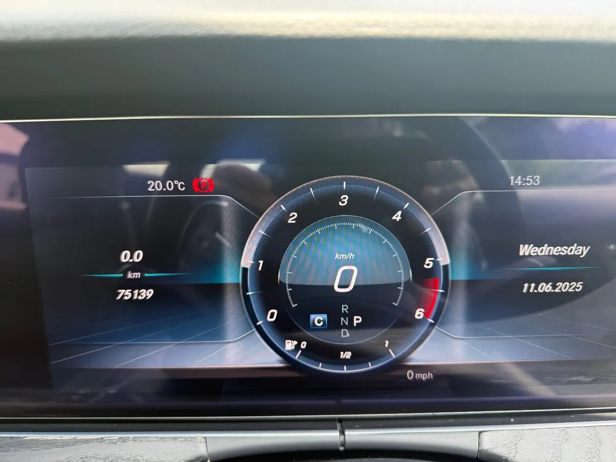 Mercedes-Benz E-Class 2019 - Image 2