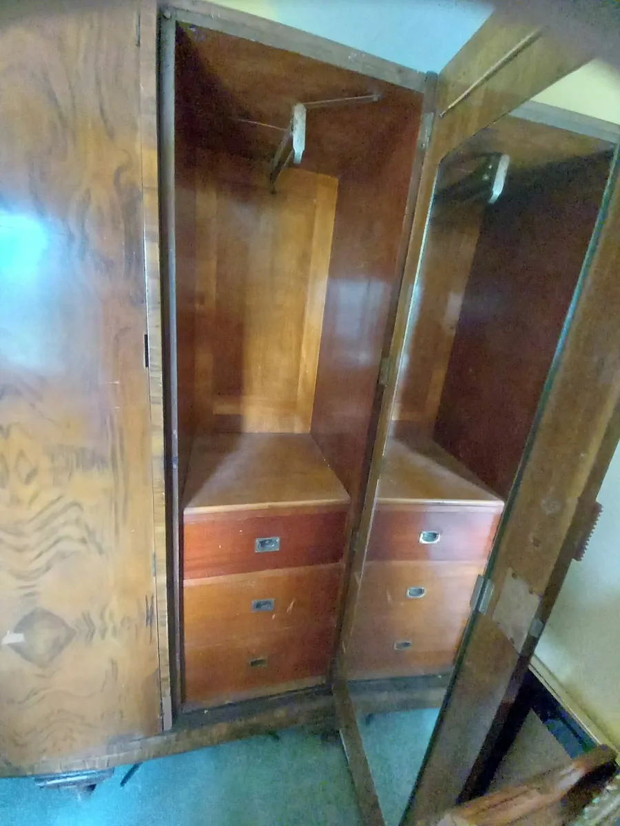 Wardrobe - Image 2