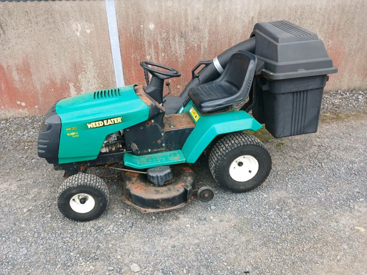 Tractor Lawnmower 14.5hp - Image 1