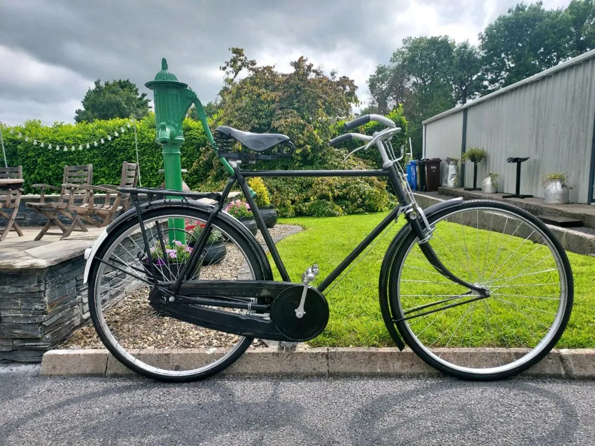 Vintage high nelly bike - Image 1