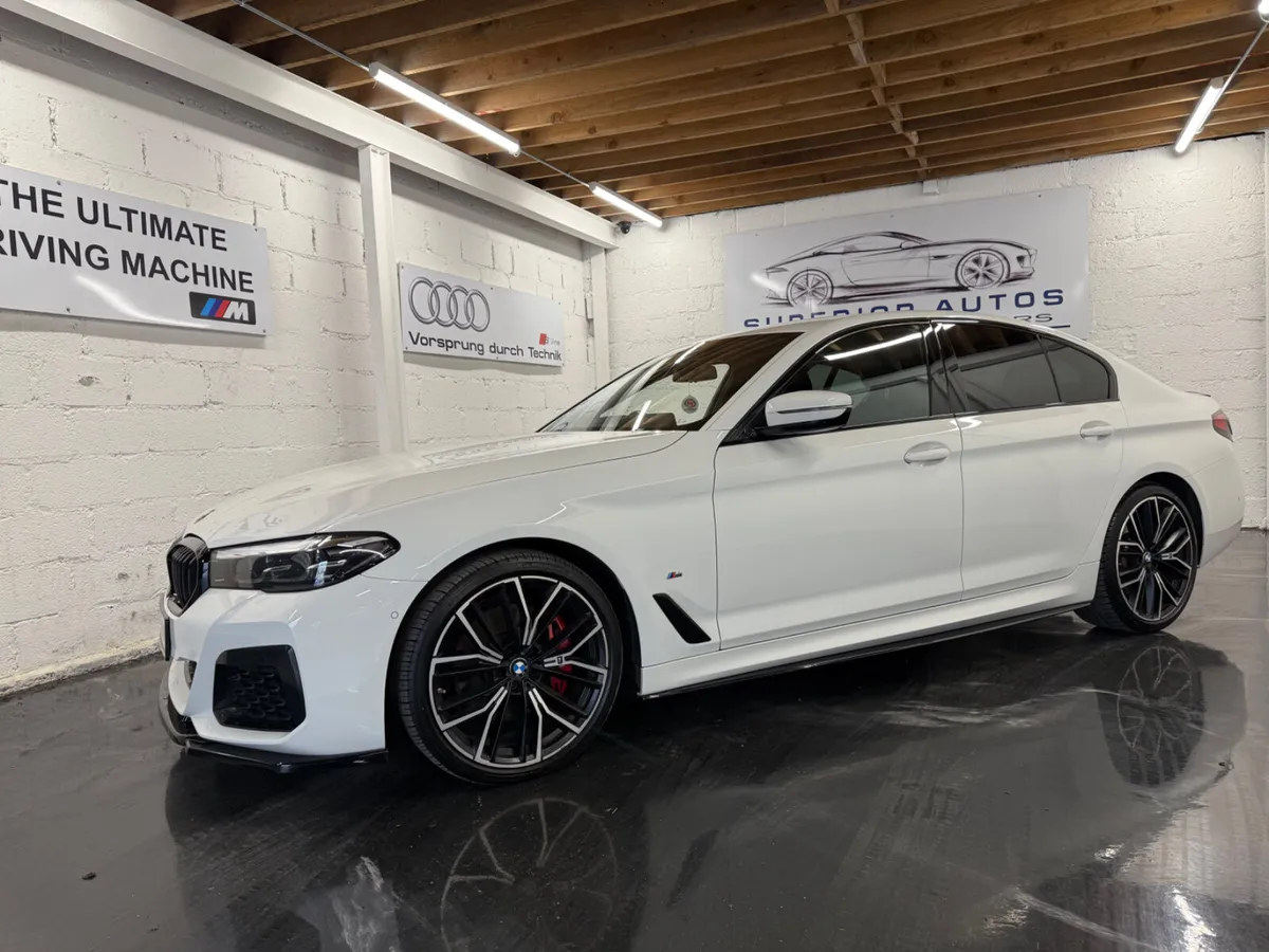 20220 BMW 5-Series 520d Msport PRO Auto - Image 2