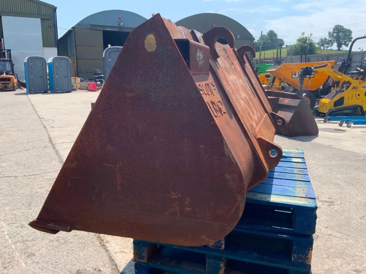 90" JCB TELEPORTER LOADER BUCKET........630i. - Image 4
