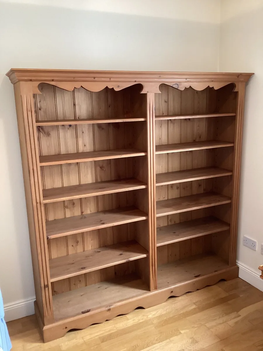 Bookcase/ display unit