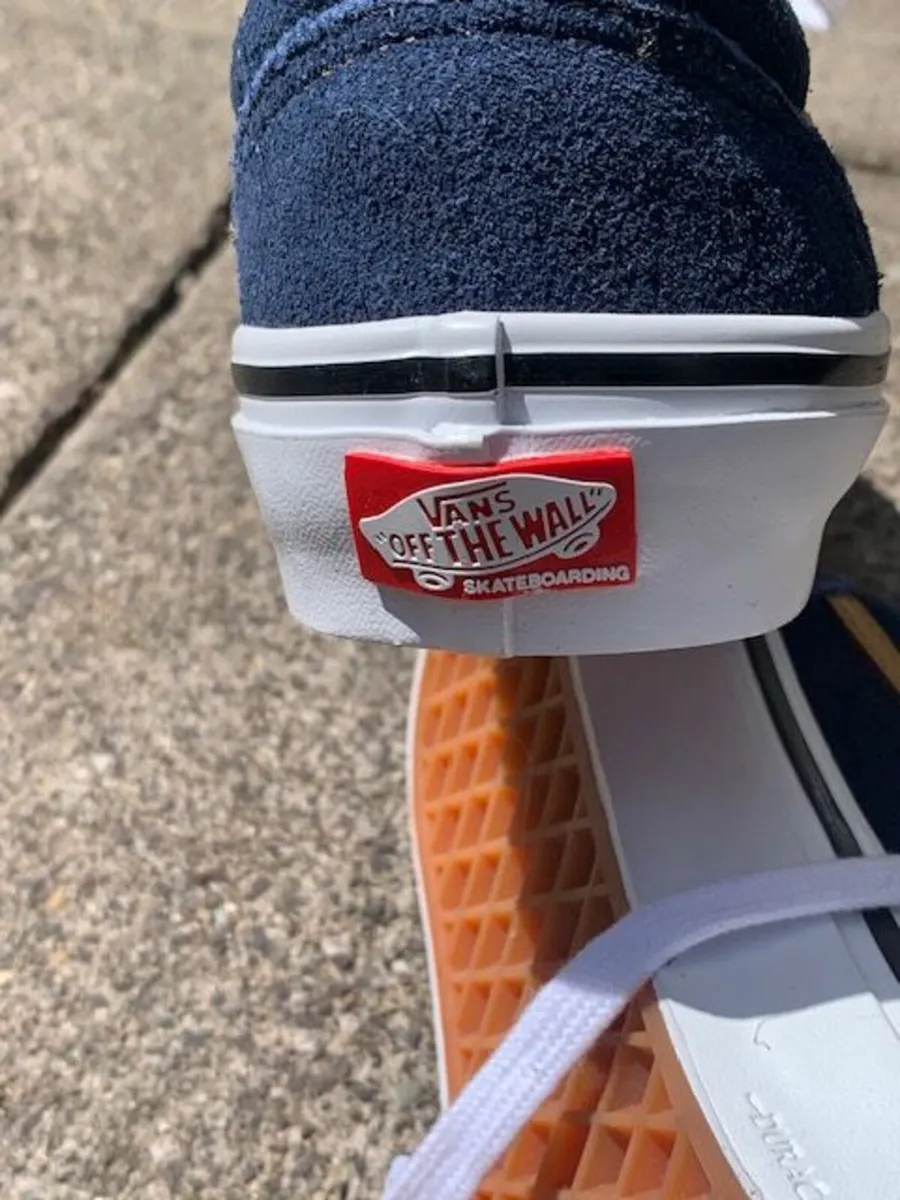 Vans and Converse for sale - Image 4
