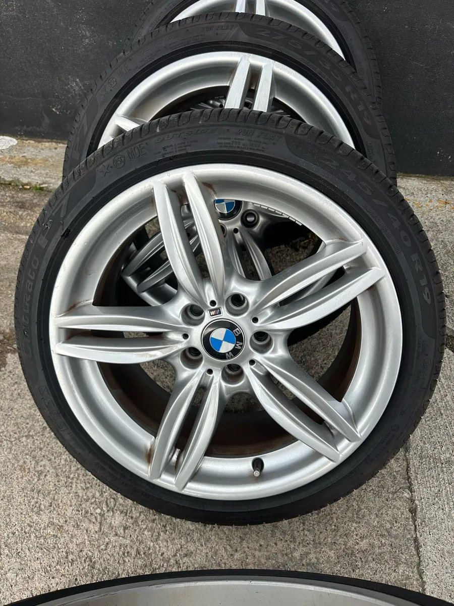 Genuine BMW F10 19” 351 Alloys and Tyres - Image 1