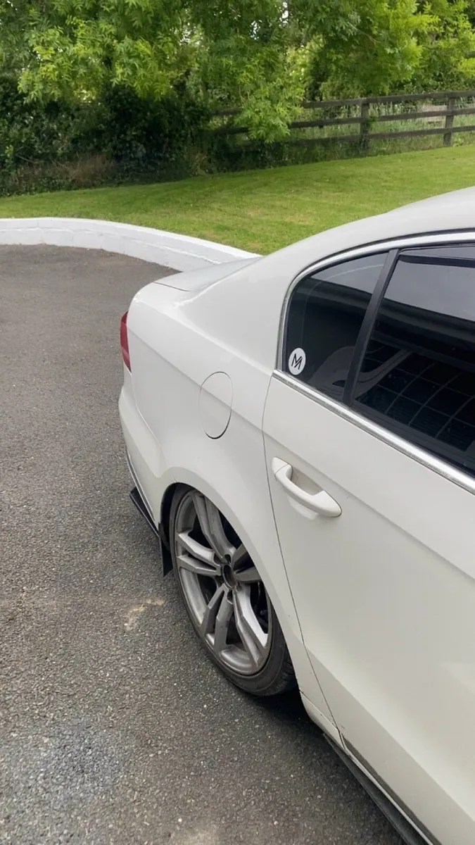Passat - Image 2