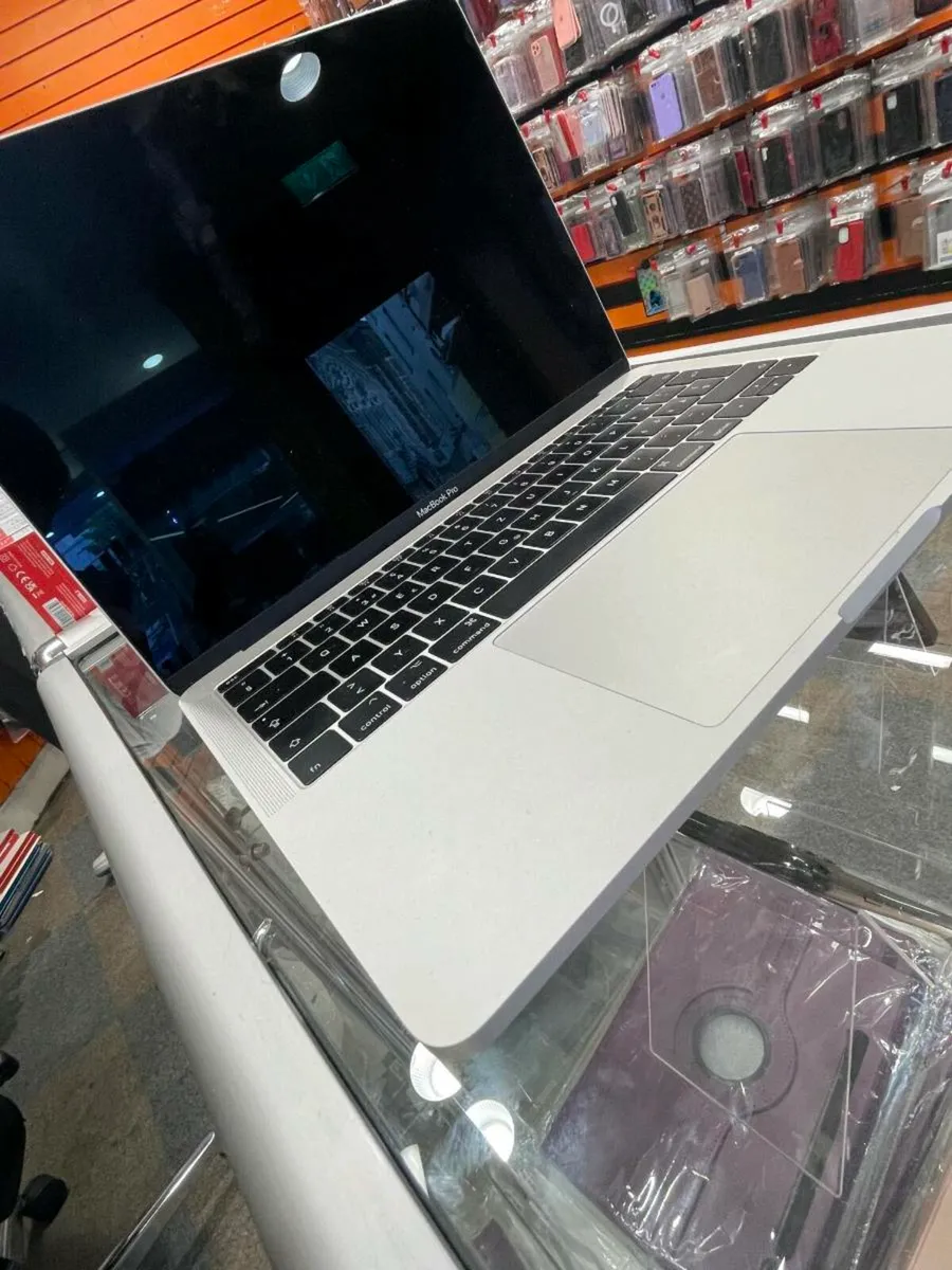 MAC BOOK PRO 14 256GB 1 YEAR WARRANTY UNLOCKED - Image 3