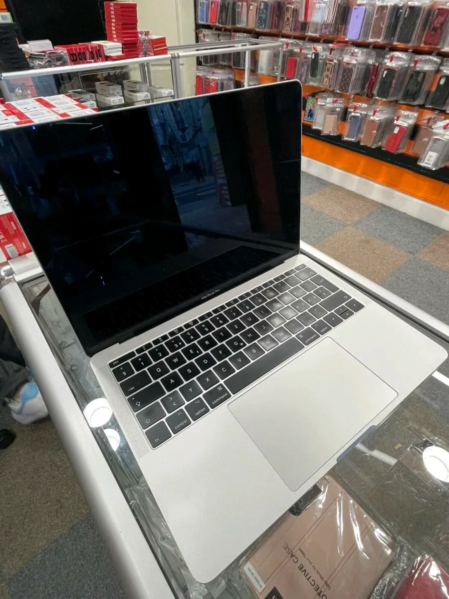 MAC BOOK PRO 14 256GB 1 YEAR WARRANTY UNLOCKED - Image 4