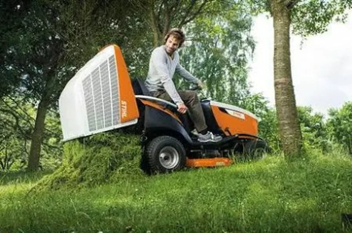 STIHL RT 6112 ZL Ride on Mower - Image 4