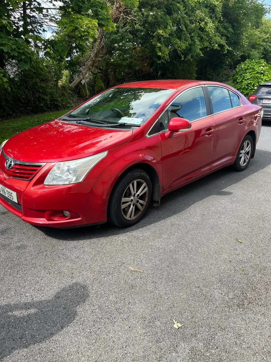 Toyota Avensis 2010 - Image 1