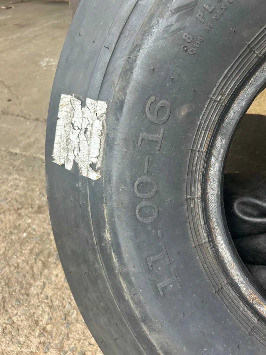 New 1100 Front Tyres - Image 4