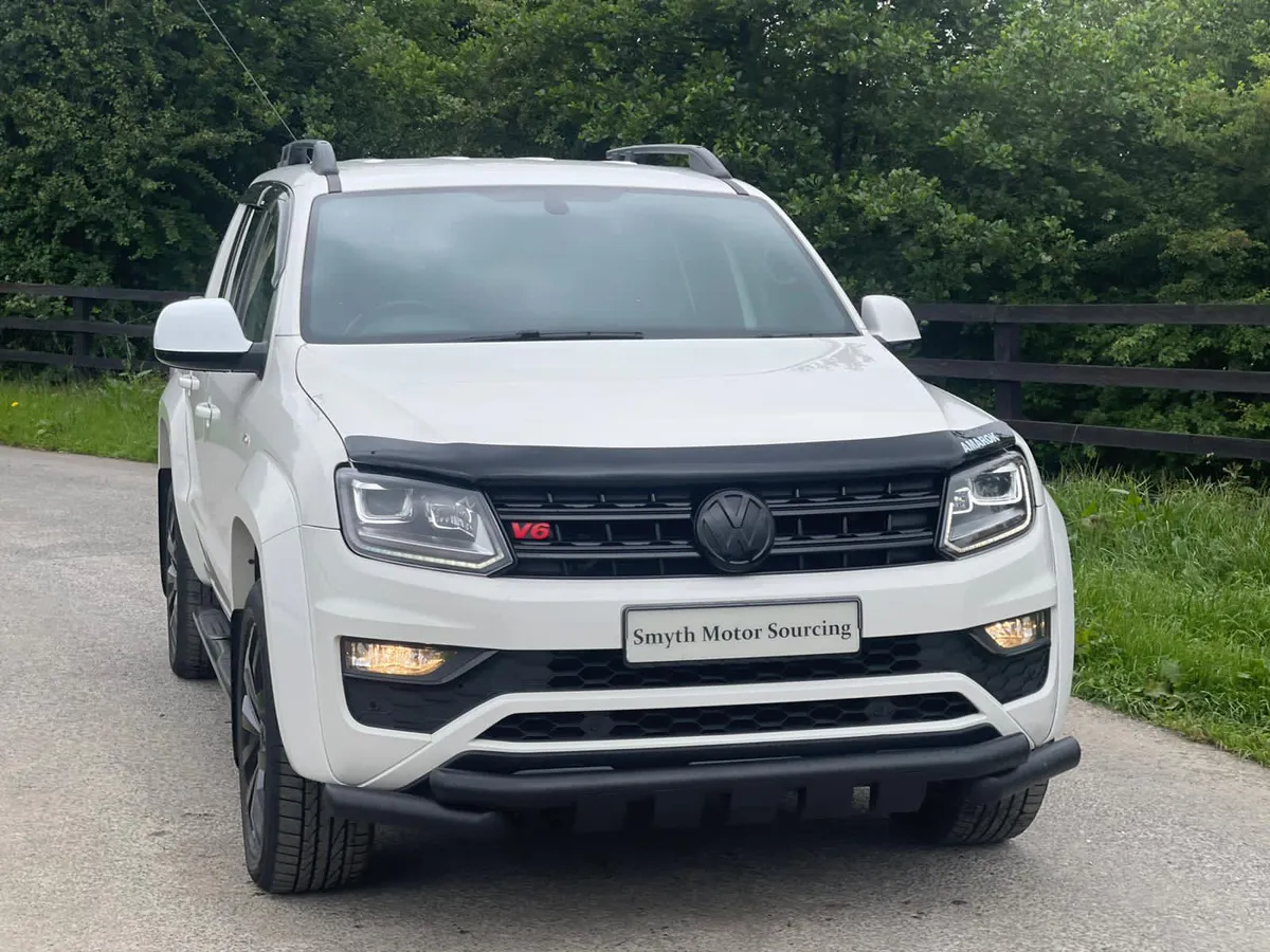 201 Vw Amarok AVENTURA Black Ed Mint***** - Image 2