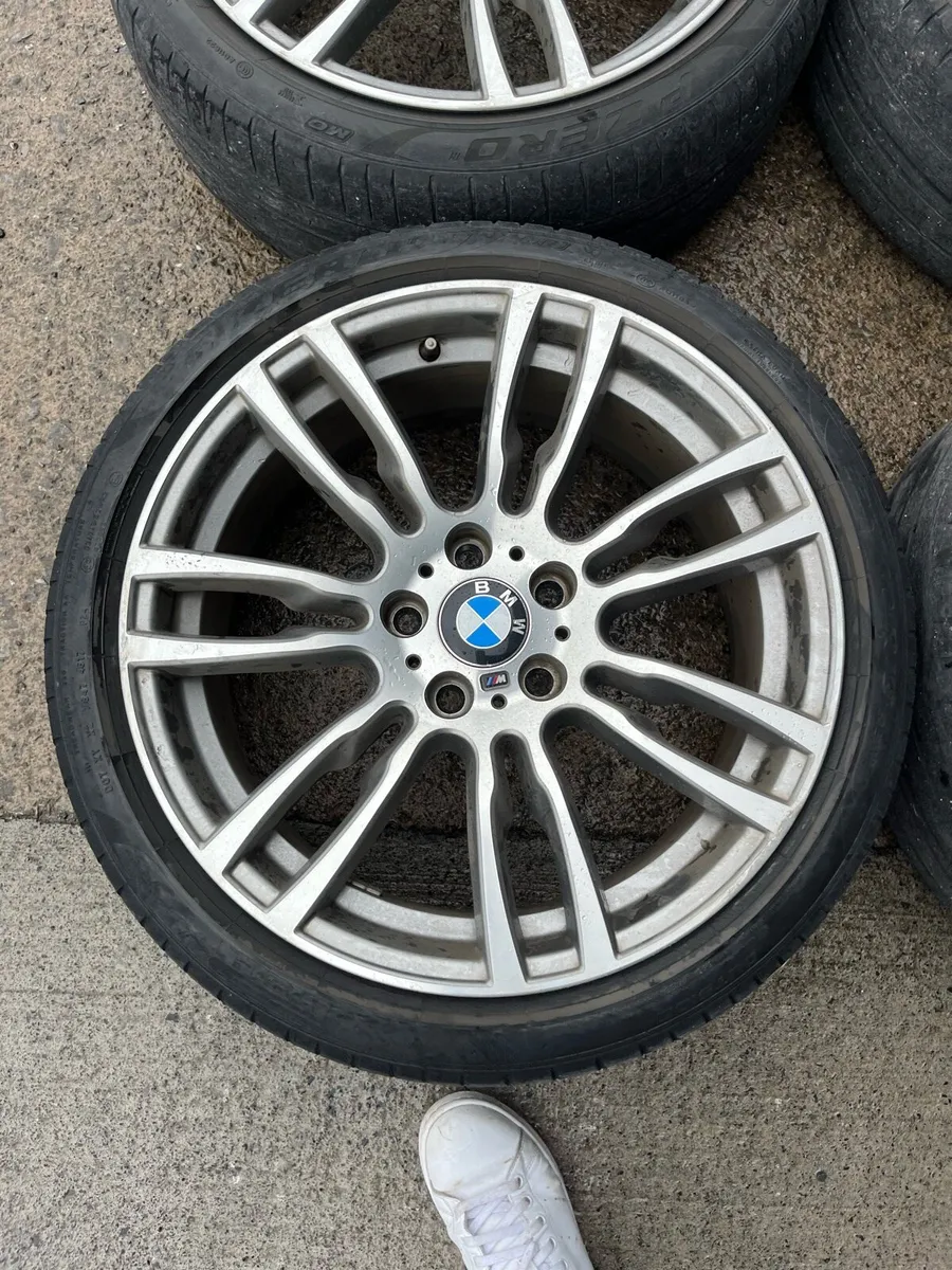 Genuine BMW 19” F30 Alloys and Tyres - Image 4