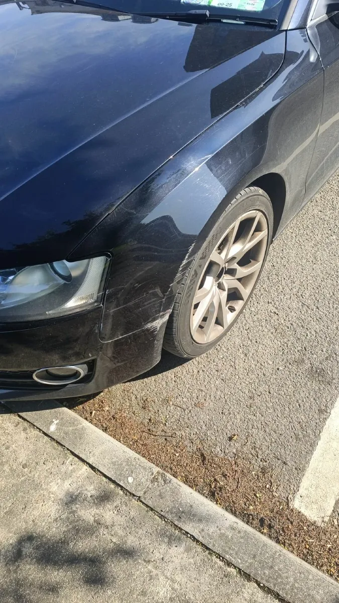 Black Audi A5 2009 - Image 2