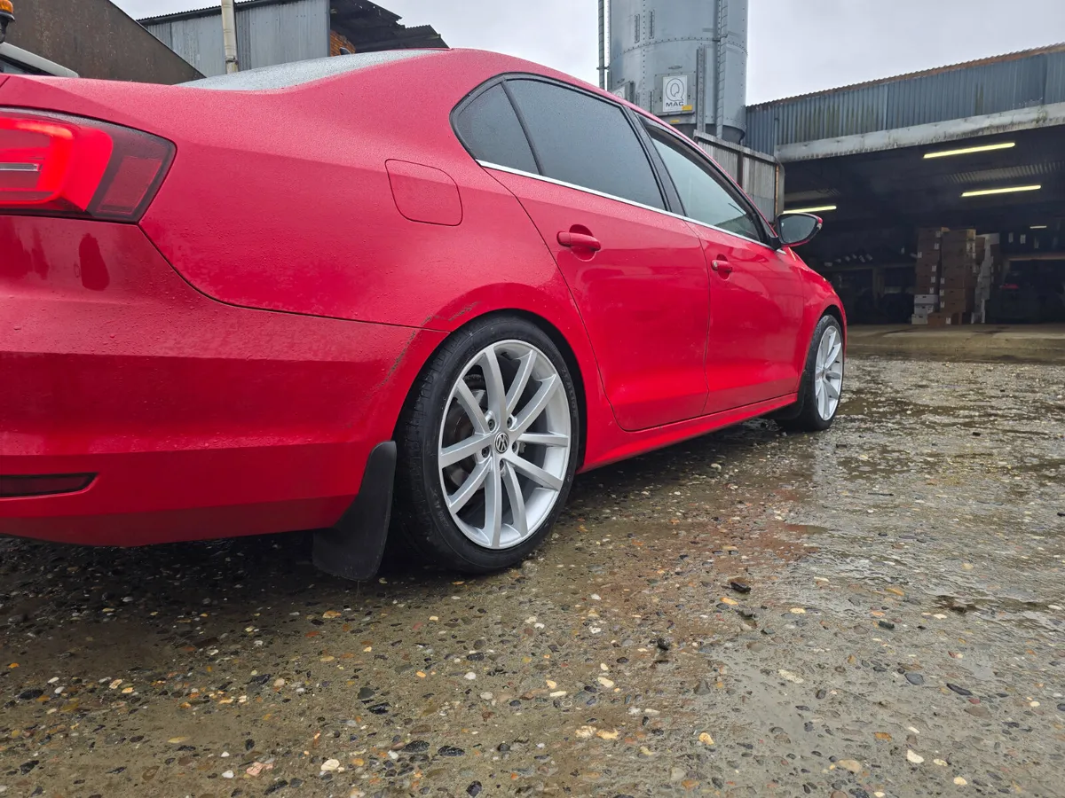 **Special** 18" Volkswagen Vancouver Style - Image 3