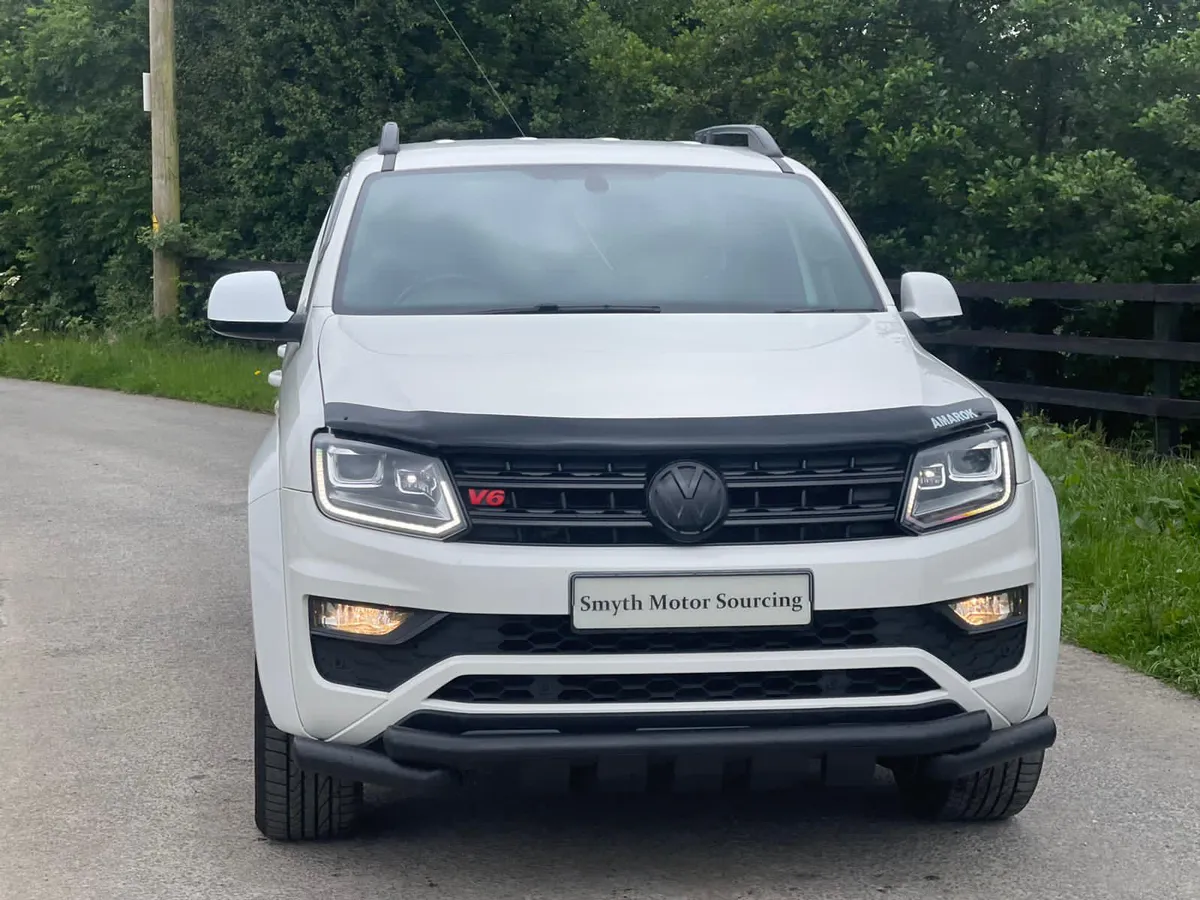 201 Vw Amarok AVENTURA Black Ed Mint***** - Image 4