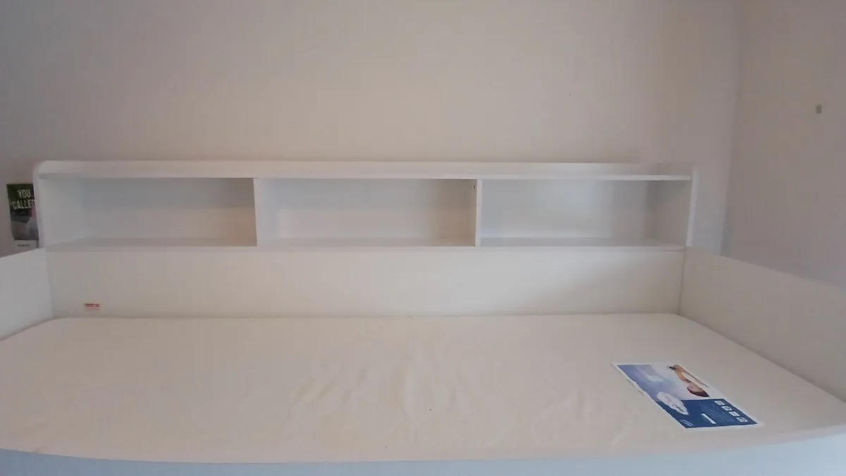 Bunk Beds - Image 2