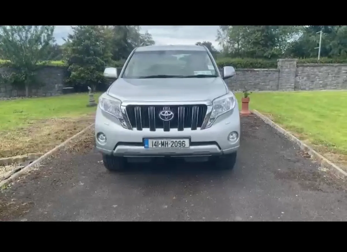 Toyota Land Cruiser business class - Image 2