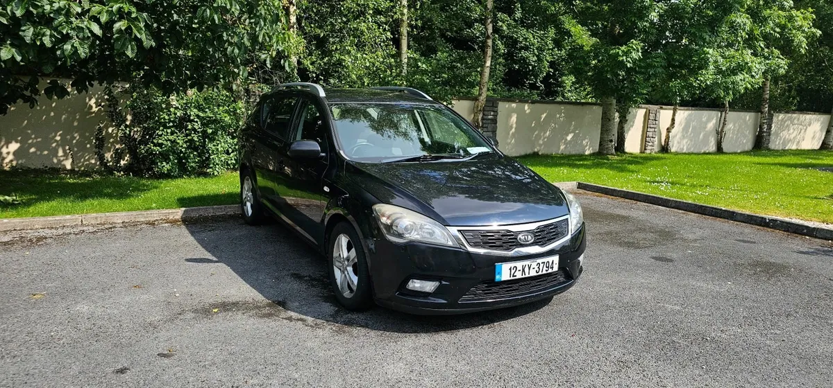 Kia Ceed 2012 - Image 2