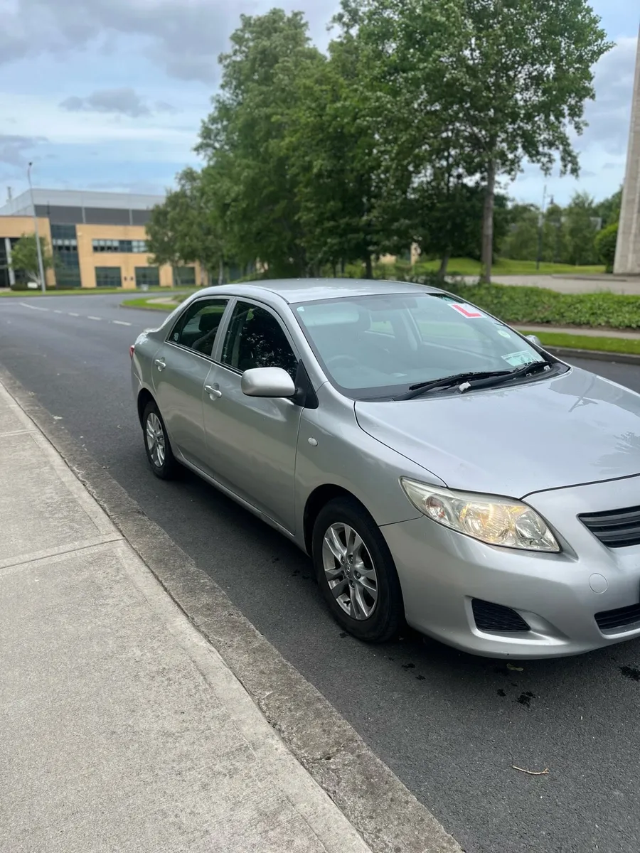 Toyota Corolla low mileage - Image 1