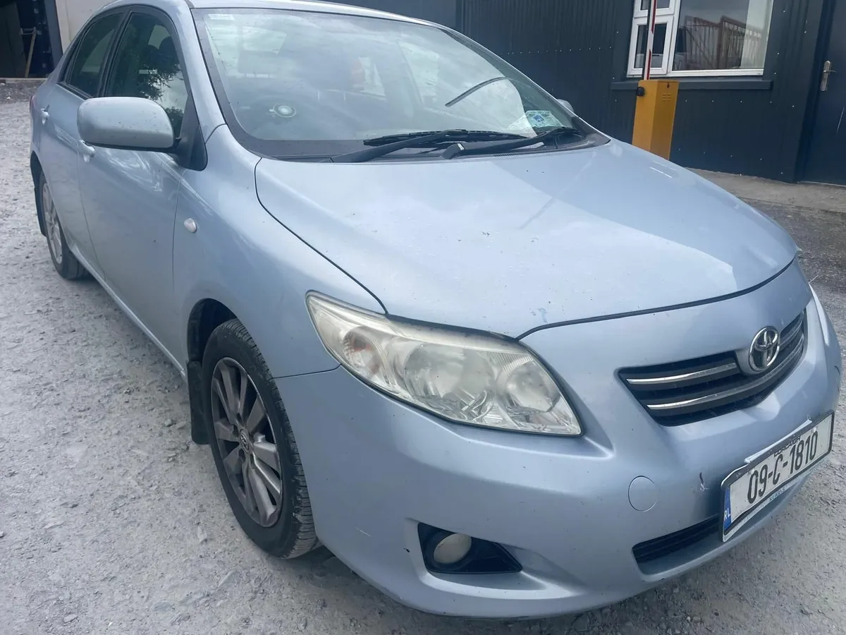 2009 Toyota Corolla 1.4 vvti Saloon - Image 3