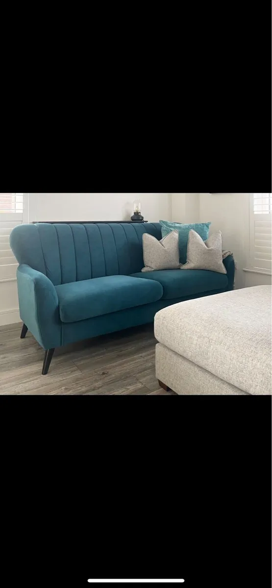 Couch - Image 1