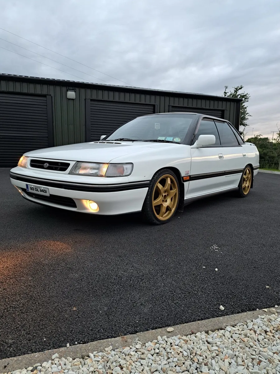 Subaru legacy RS Turbo - Image 3