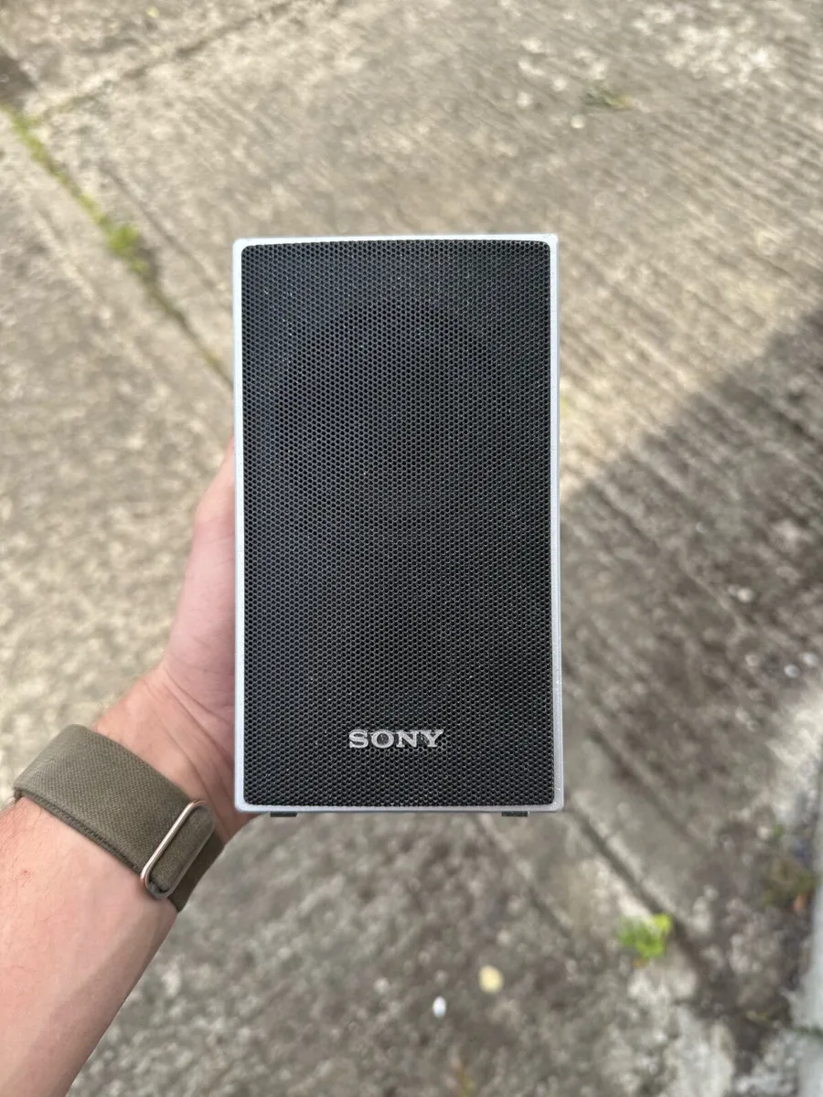 Sony speaker - Image 1
