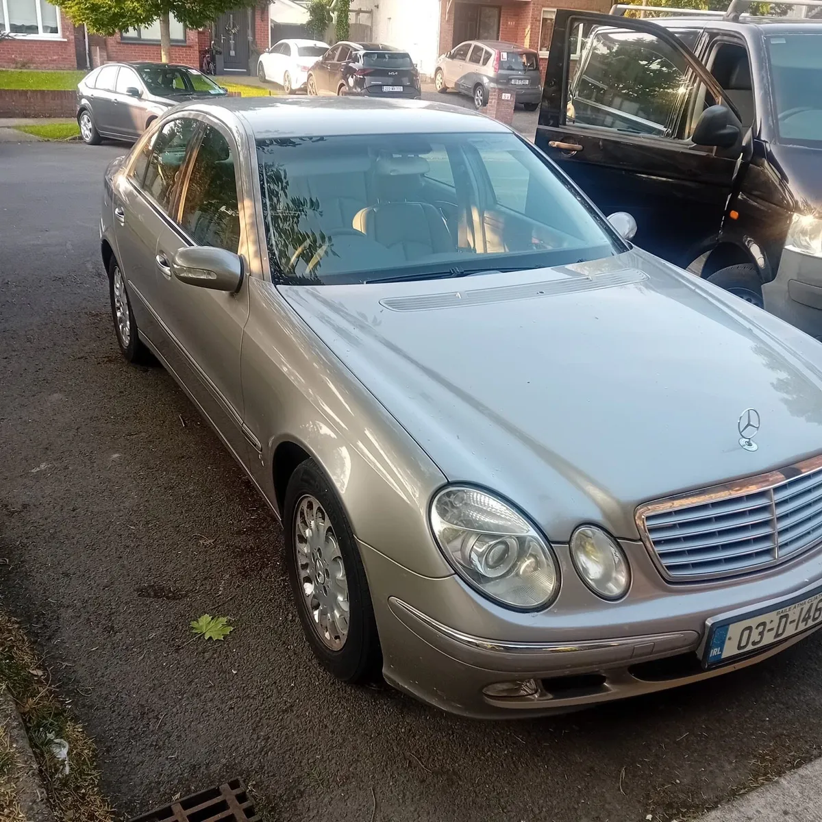 Mercedes E240 avantgarde - Image 3
