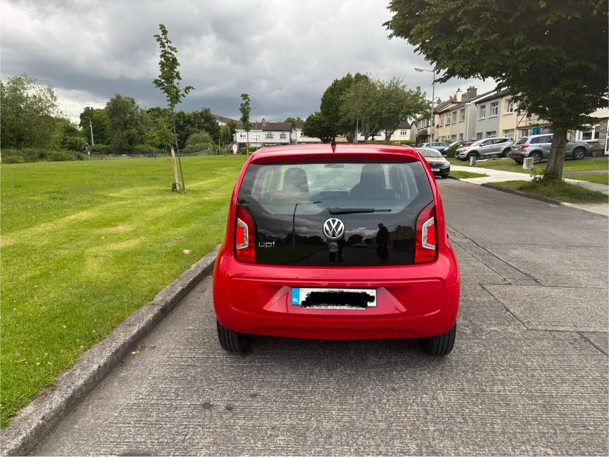 Volkswagen Up! 2014 - Image 3