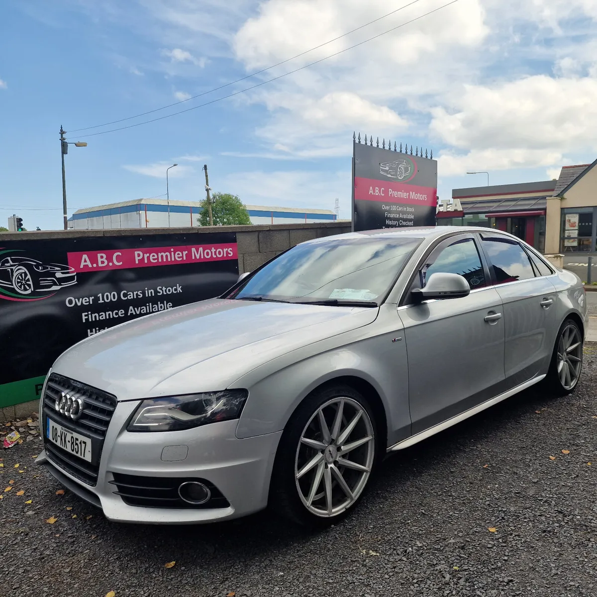 Audi A4 S-Line - Image 2