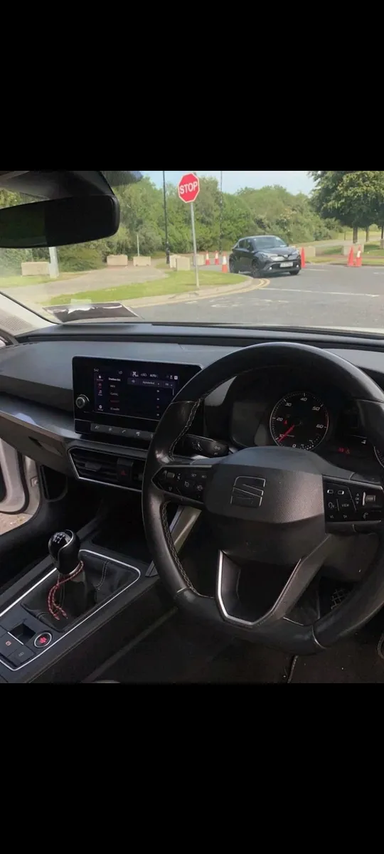 SEAT Leon 2021 - Image 1