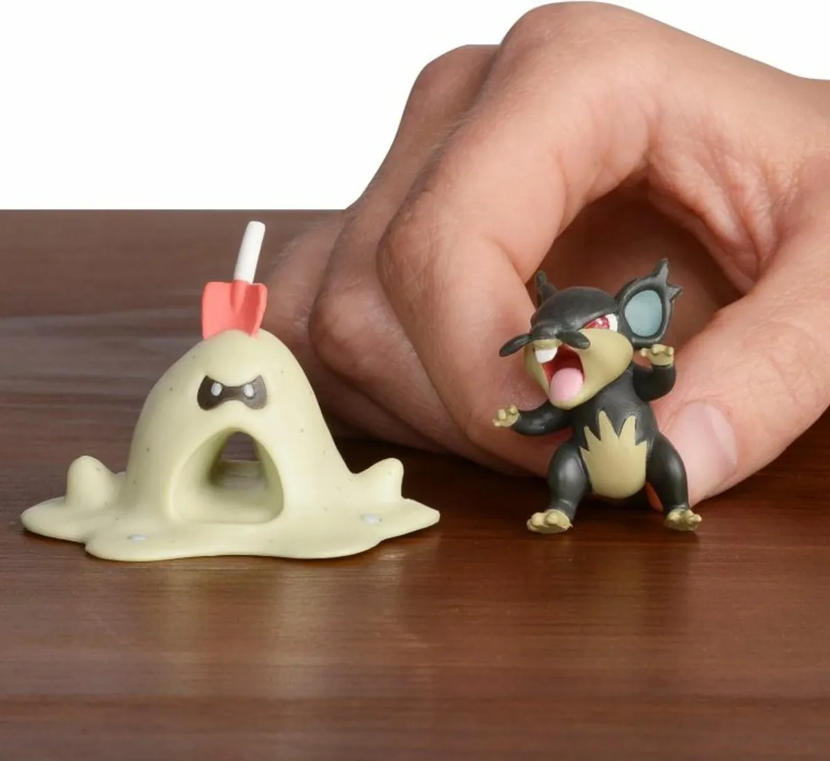 Pokemon Battle  Alolan Rattata and Sandygast - Image 4