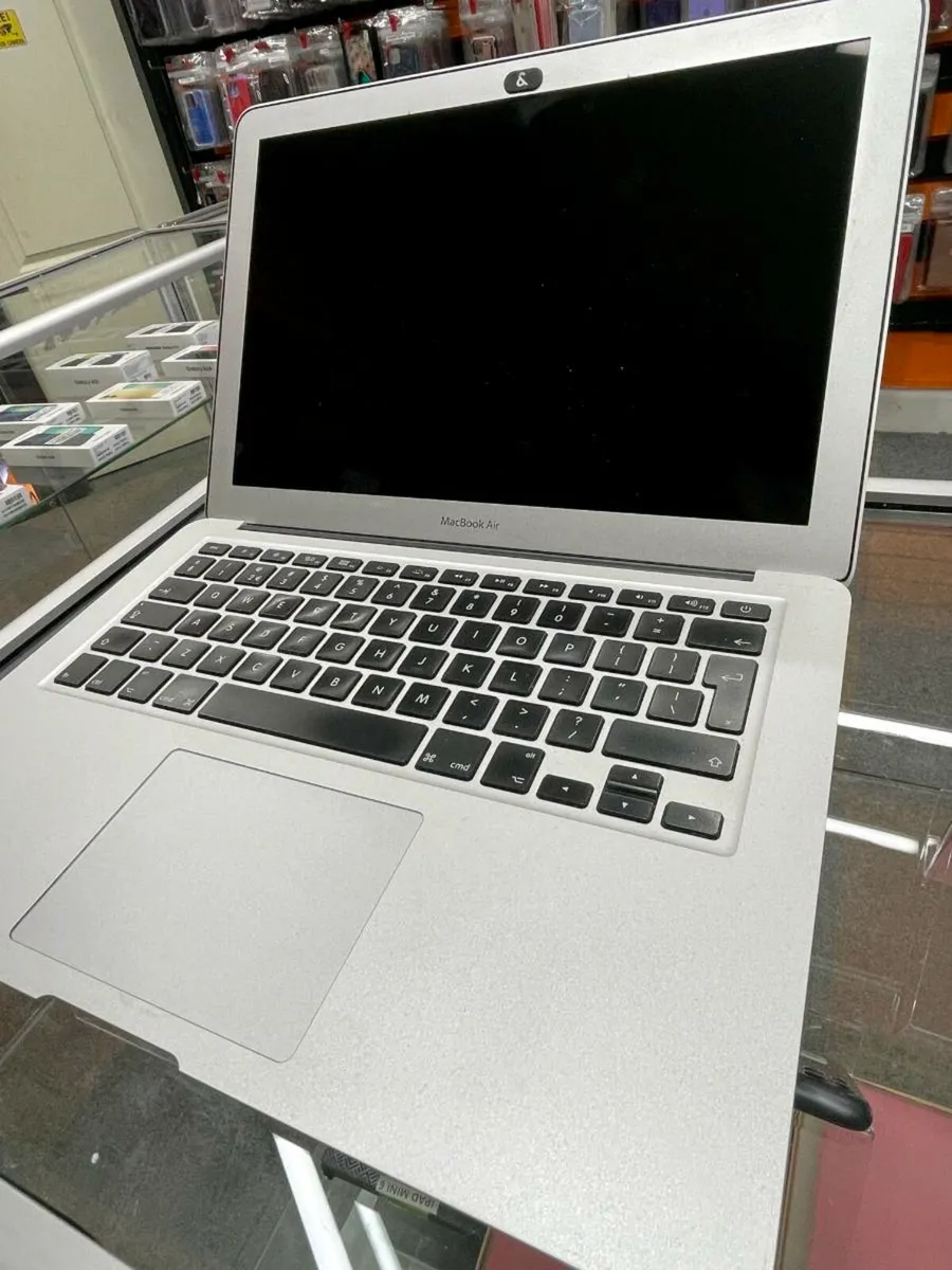 MAC BOOK AIR 7.2 250GB 1 YEAR WARRANTY UNLOCKED - Image 2