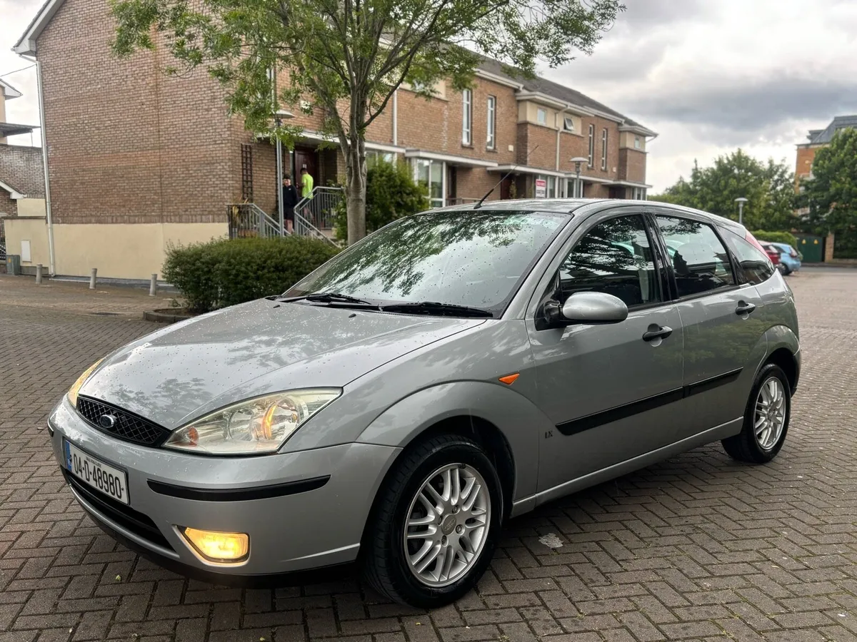 Ford Focus LX NCTD TAXED LOW MILES - Image 4