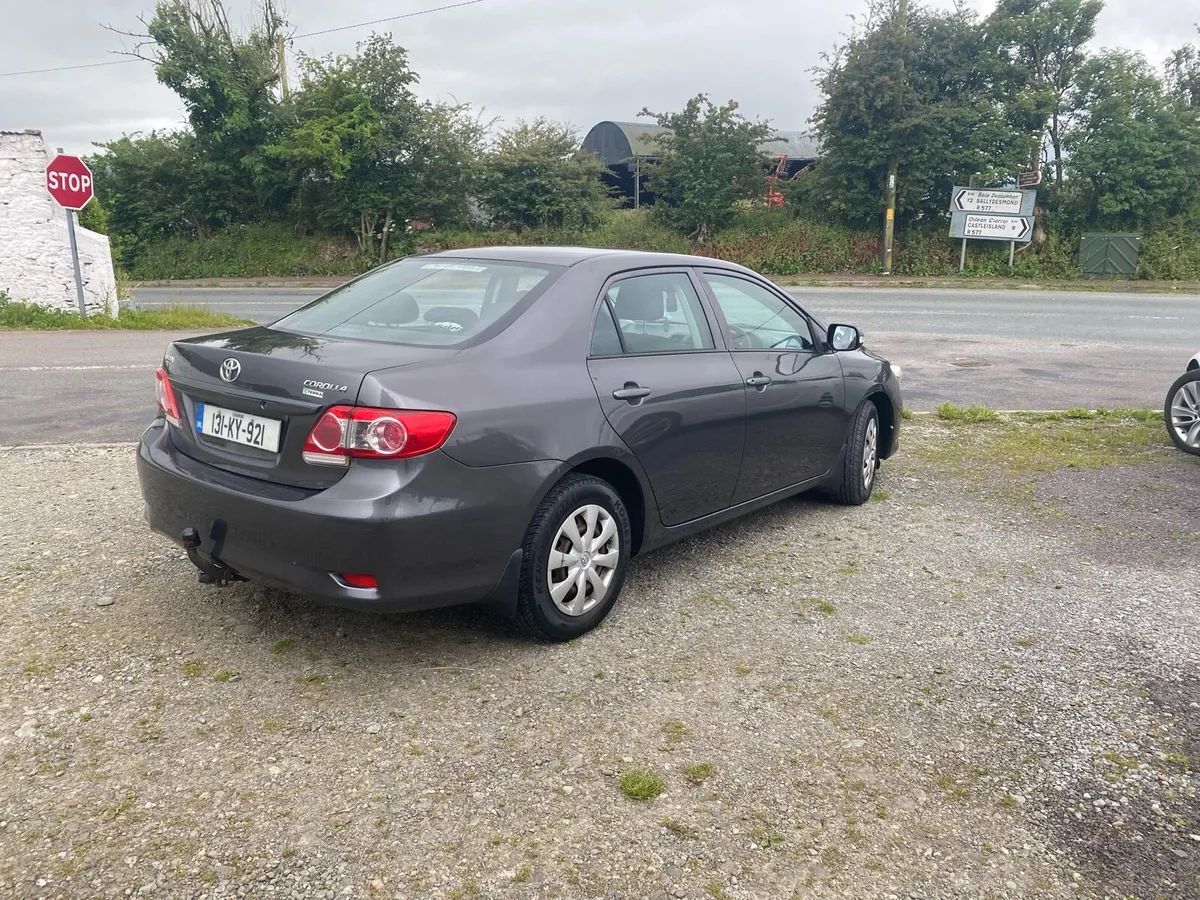 2013 Toyota Corolla - Image 4