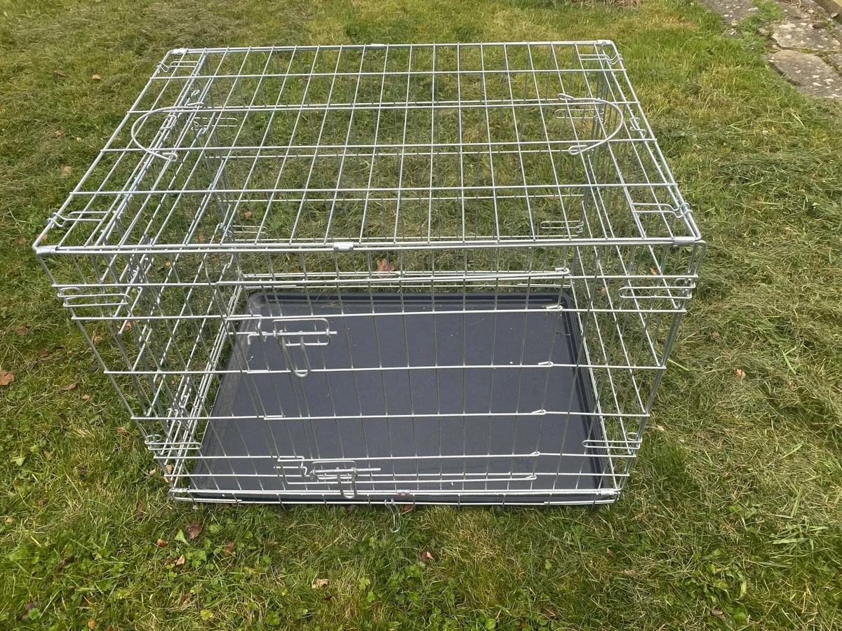 Dog crate - Image 1