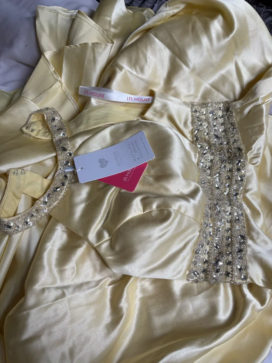 Debs Dress - Image 4