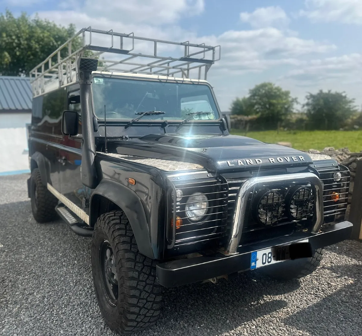 Land Rover Defender 2008 - Image 1