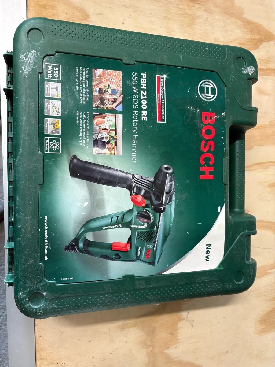 Bosh SDS hammer drill - Image 2