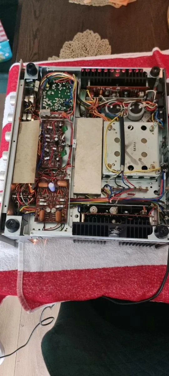 Marantz 2245 - Image 4