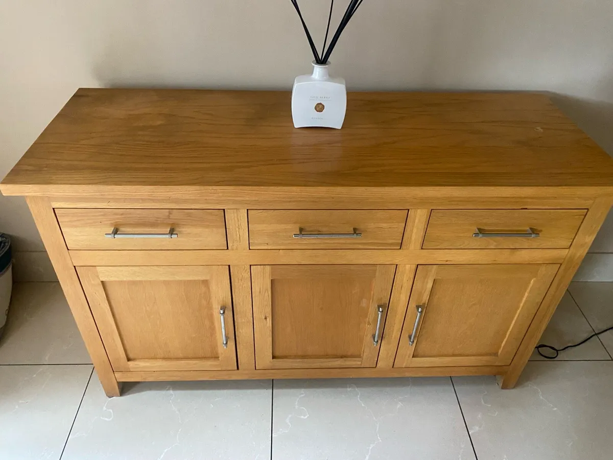 Solid oak sideboard - Image 2