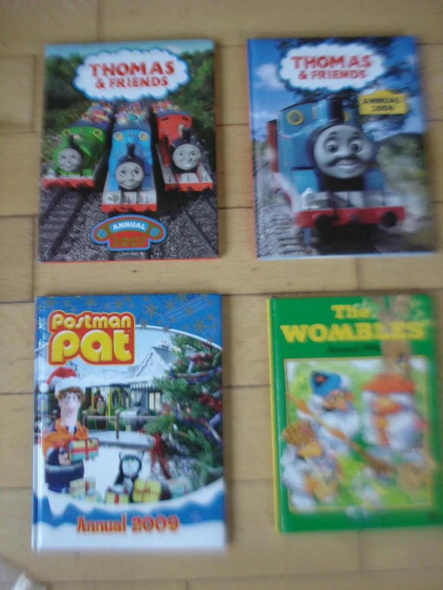BEANO DANDY BEEZER THOMAS PAT WOMBLE ANNUALS. - Image 4