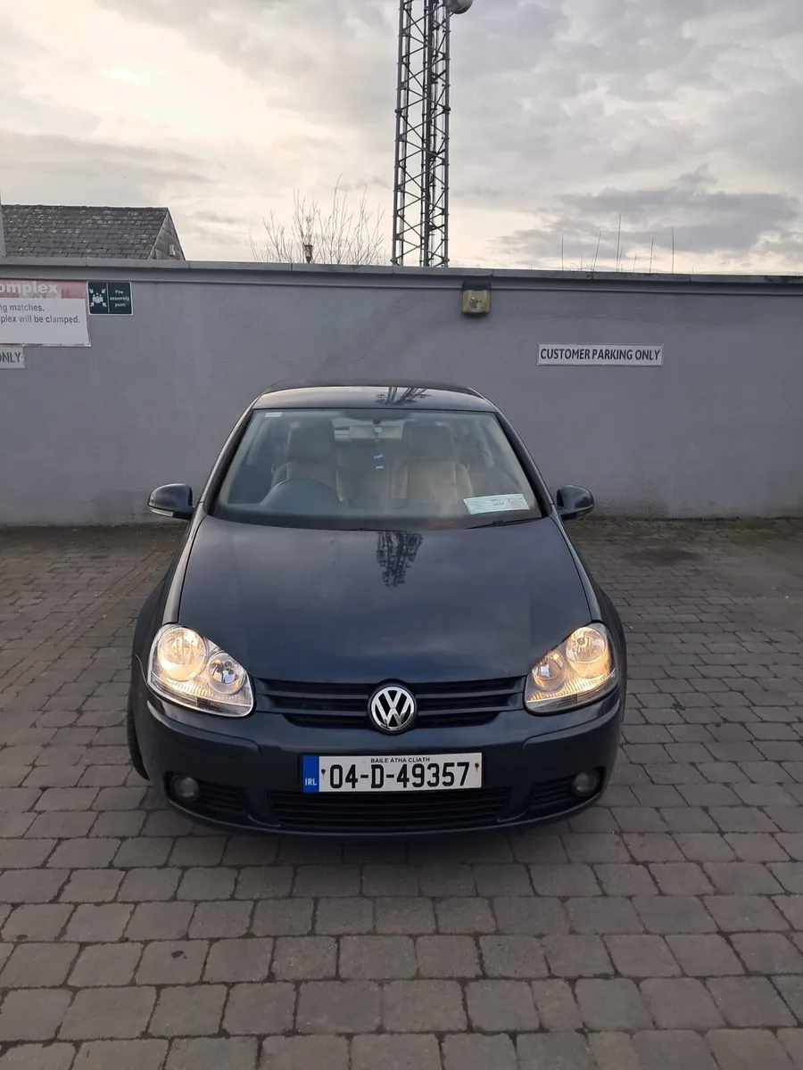 Volkswagen Golf 4 1.4 - Image 1