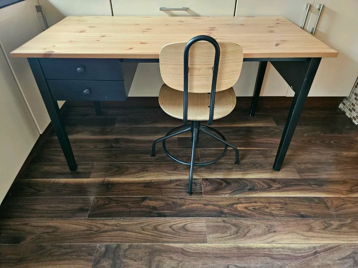 Ikea Arkelstorp wooden desk&Kullaberg Swivel Chair - Image 2