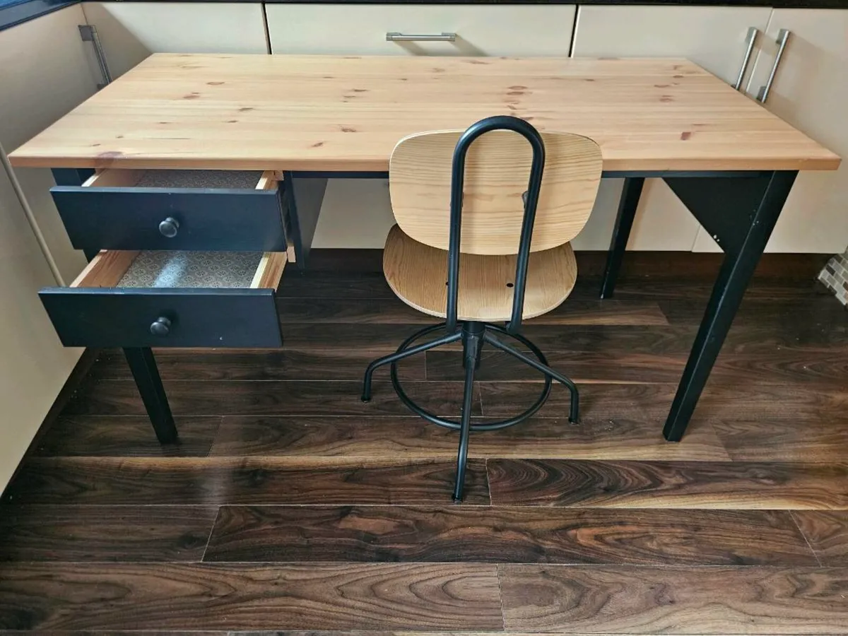 Ikea Arkelstorp wooden desk&Kullaberg Swivel Chair - Image 3