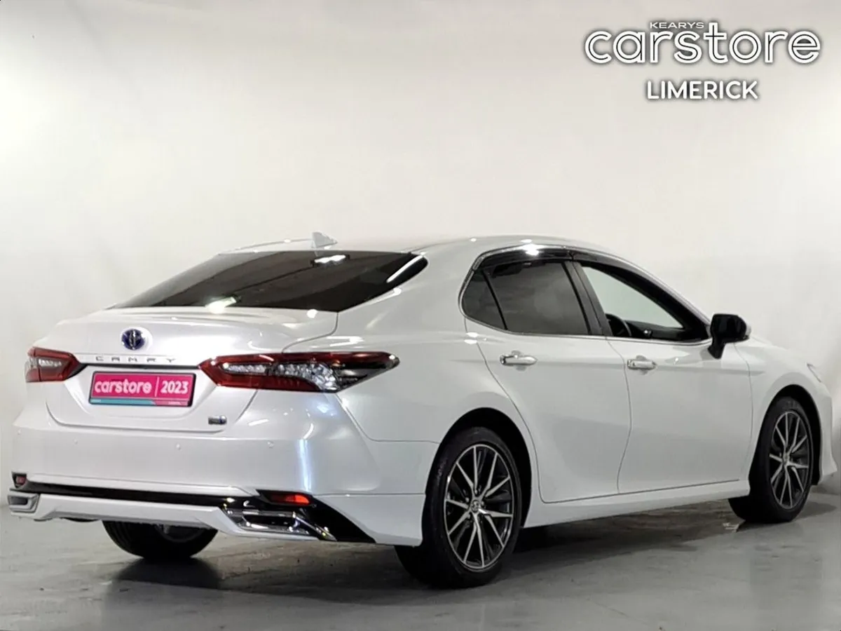 Toyota Camry 2.5 PET Hybrid - Image 3