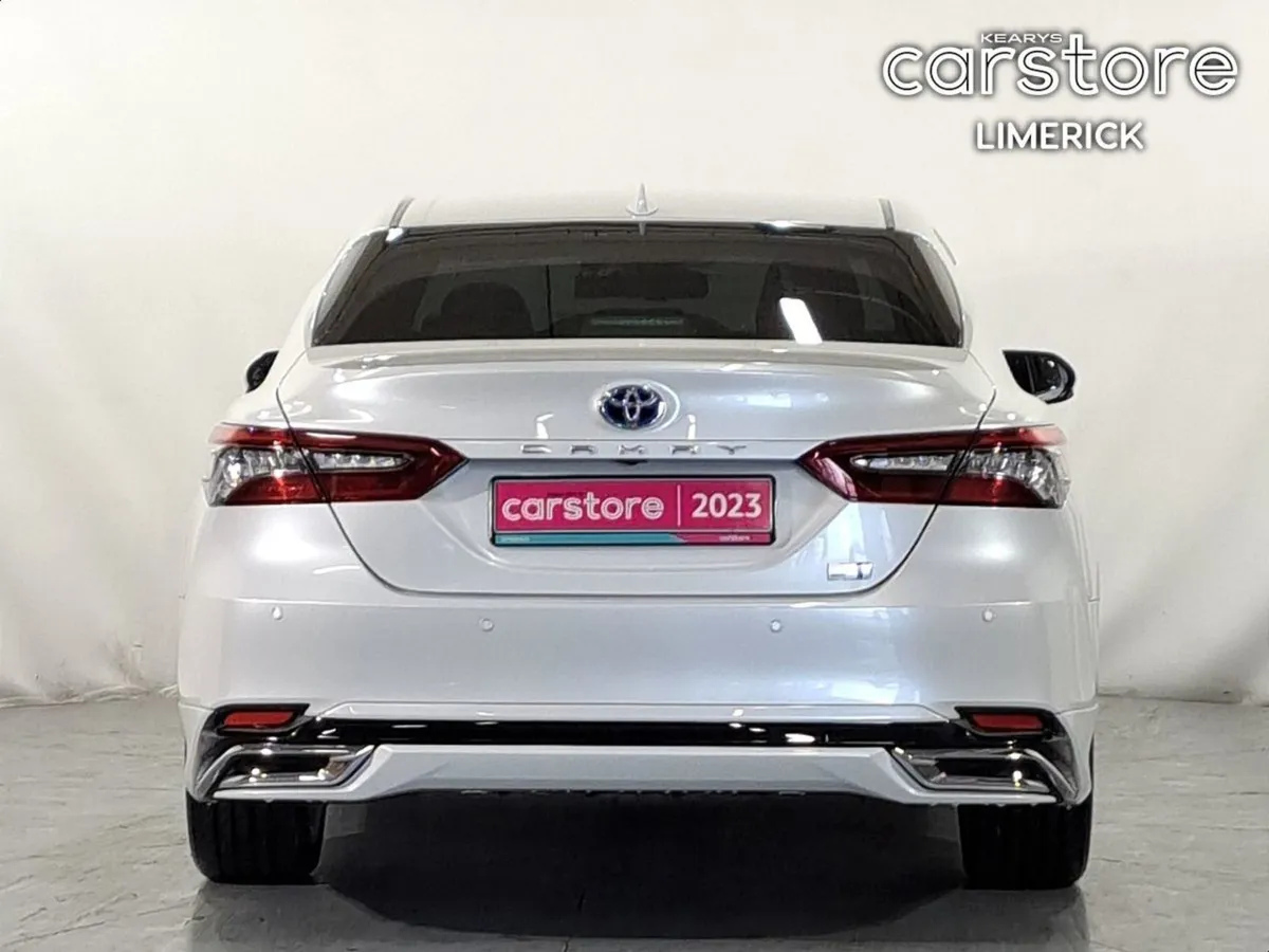 Toyota Camry 2.5 PET Hybrid - Image 4