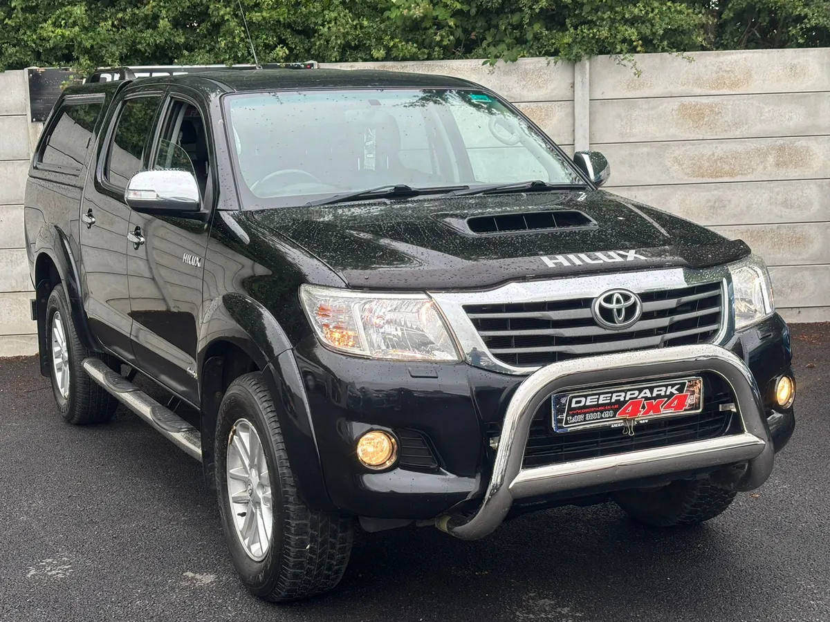 2015 Toyota Hilux 3.0 D4D INVINCIBLE Crewcab - Image 2