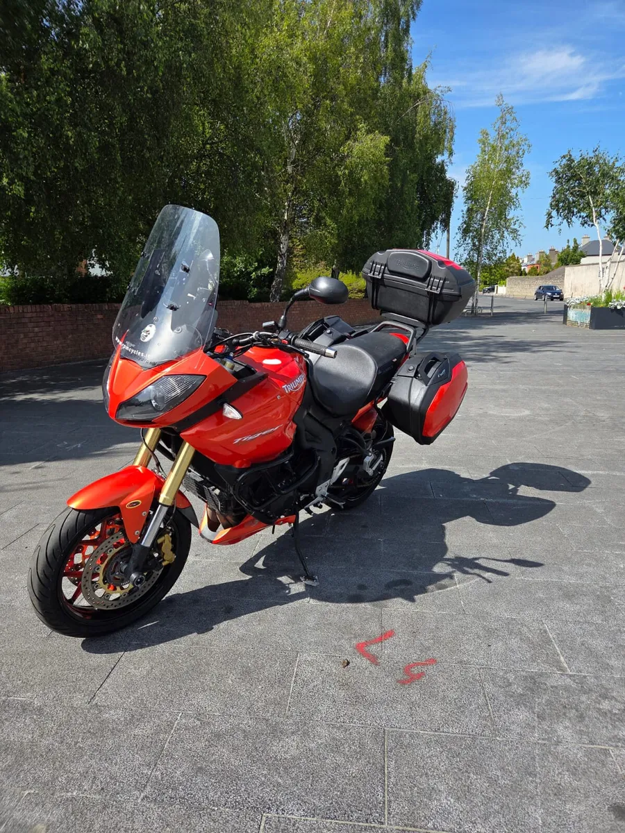 09 TRIUMPH TIGER 1050 MOTO4U - Image 2